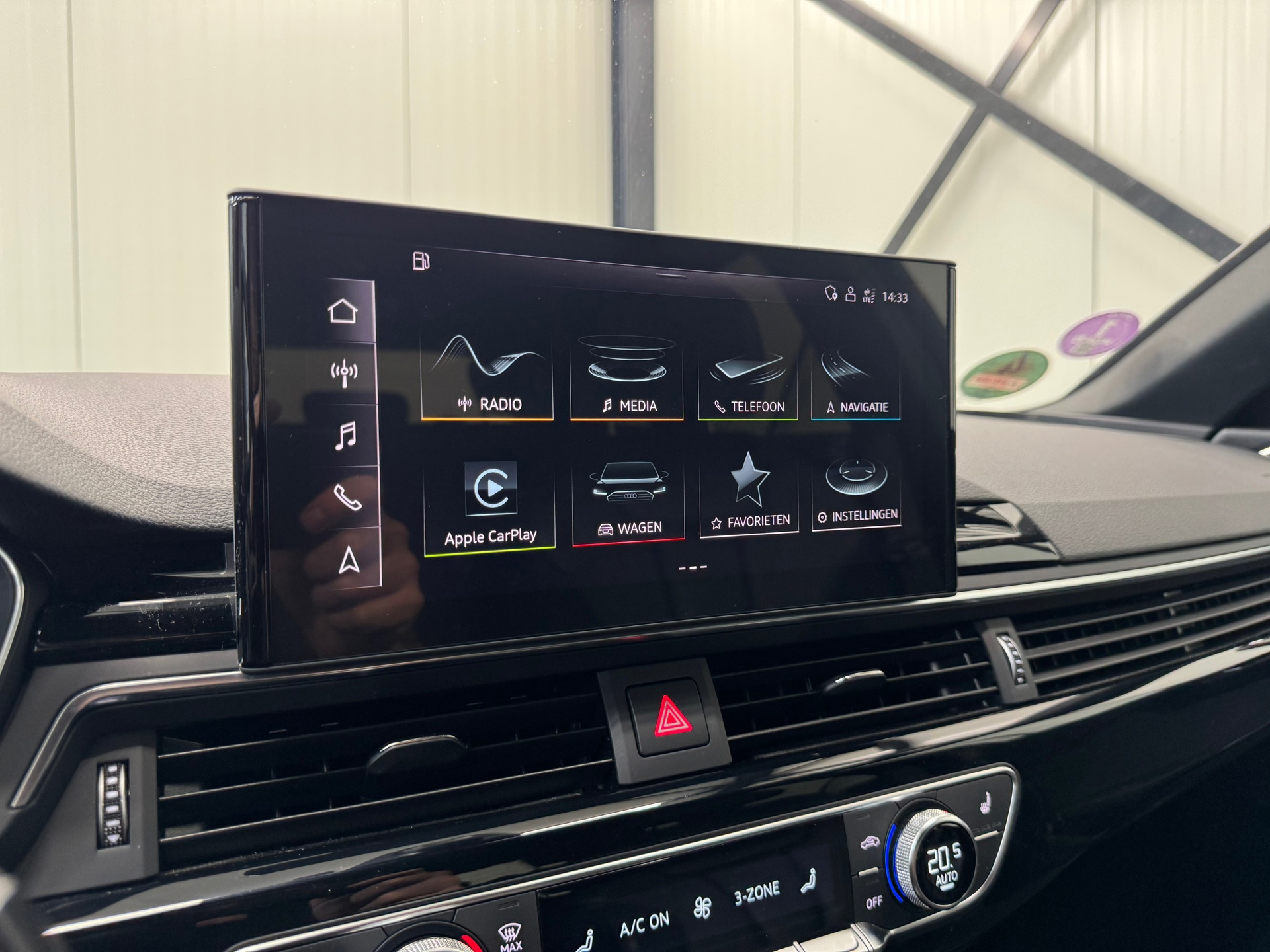 Audi A4 Avant 40 TFSI S edition Competition (2022), foto 15