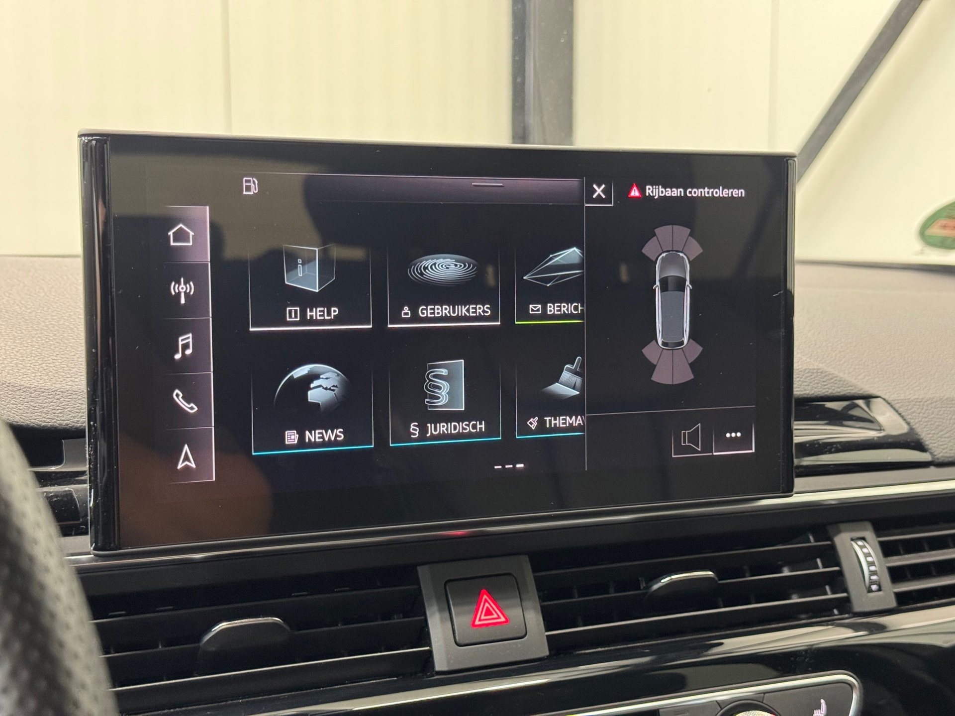 Audi A4 Avant 40 TFSI S edition Competition (2022), foto 18