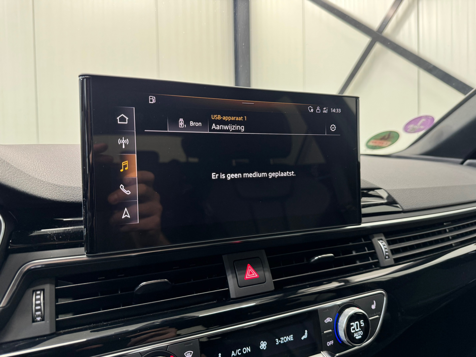 Audi A4 Avant 40 TFSI S edition Competition (2022), foto 20