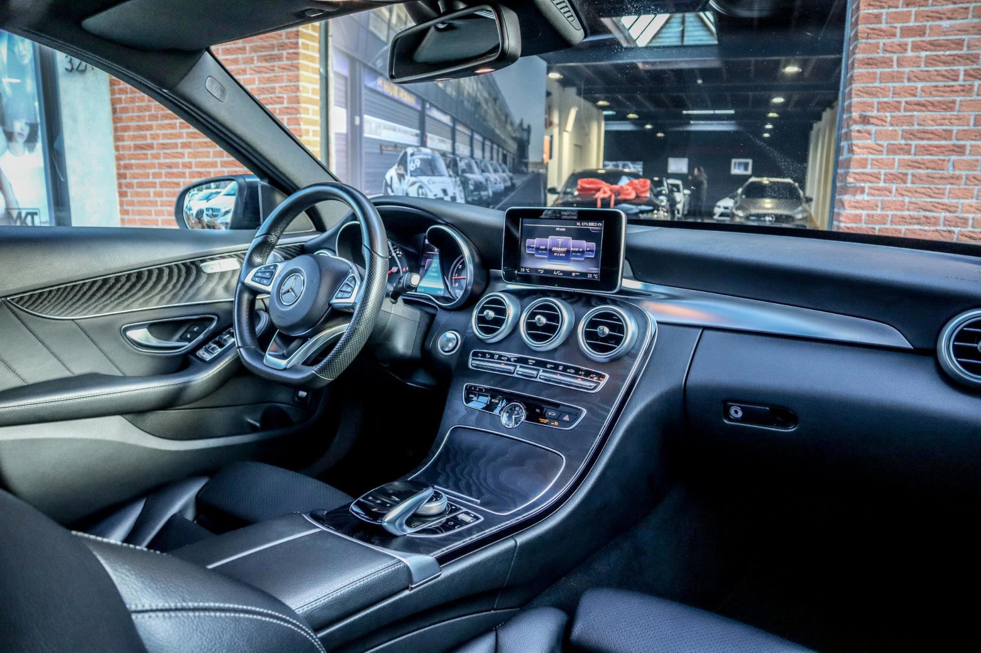 Mercedes-Benz C-klasse 250 AMG Night (2016), foto 10