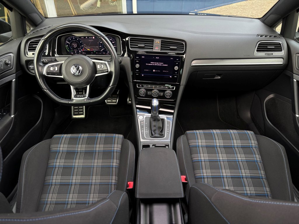 Volkswagen Golf 1.4 TSI GTE PHEV DSG (2018), foto 9