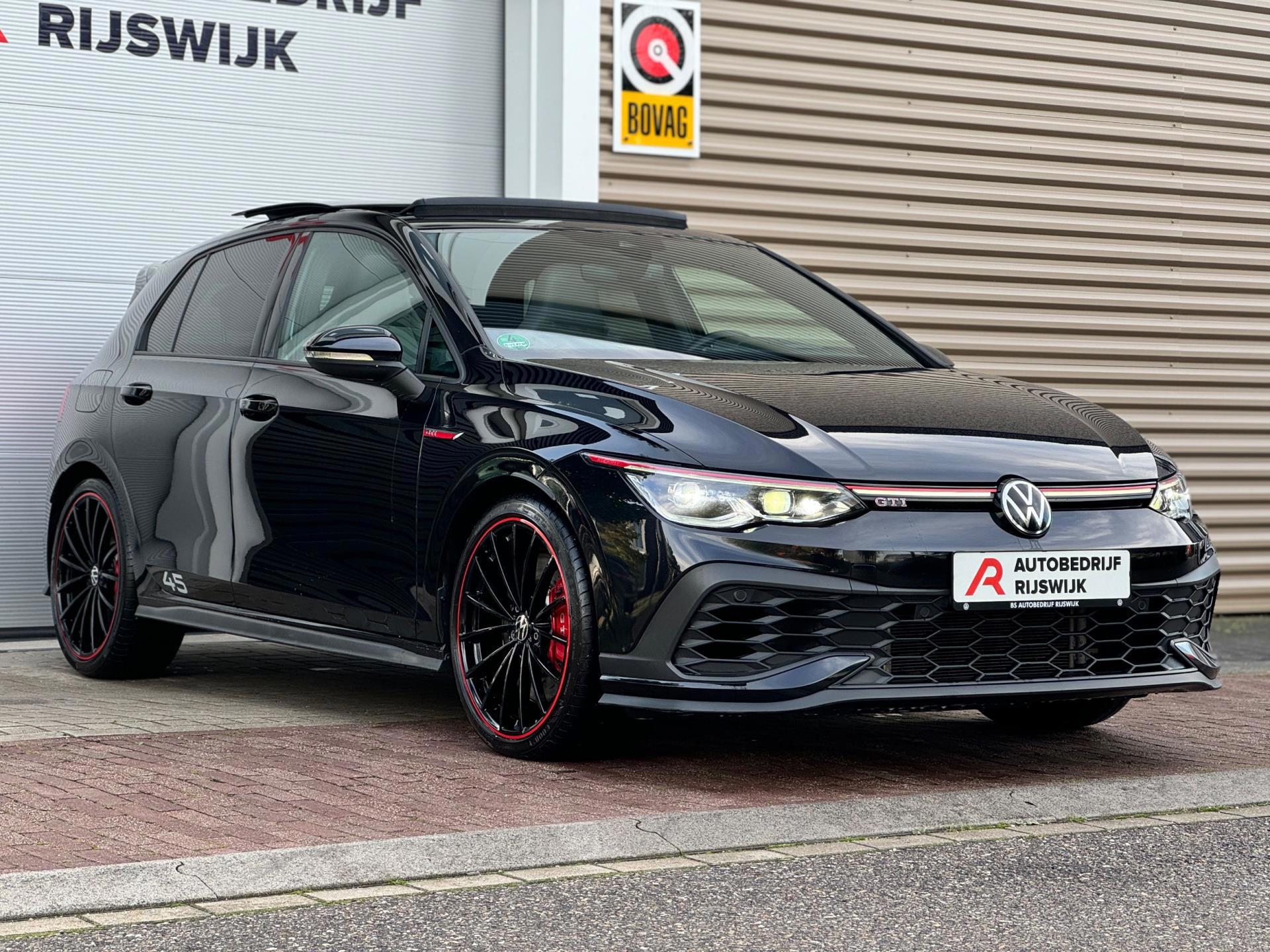 Volkswagen Golf 2.0 TSI Clubsport 45 Akra (2022), foto 9