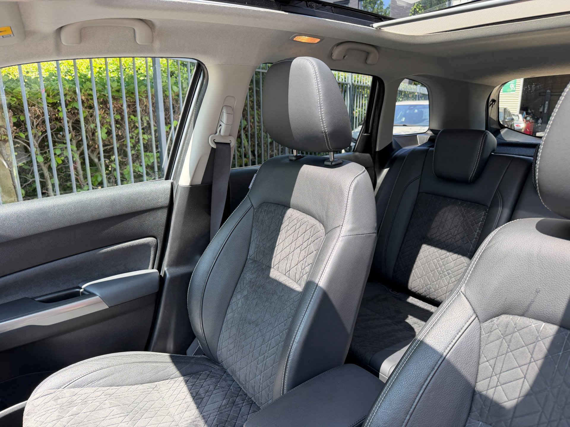 Suzuki Vitara 1.0 Boosterjet Comfort (2019), foto 30