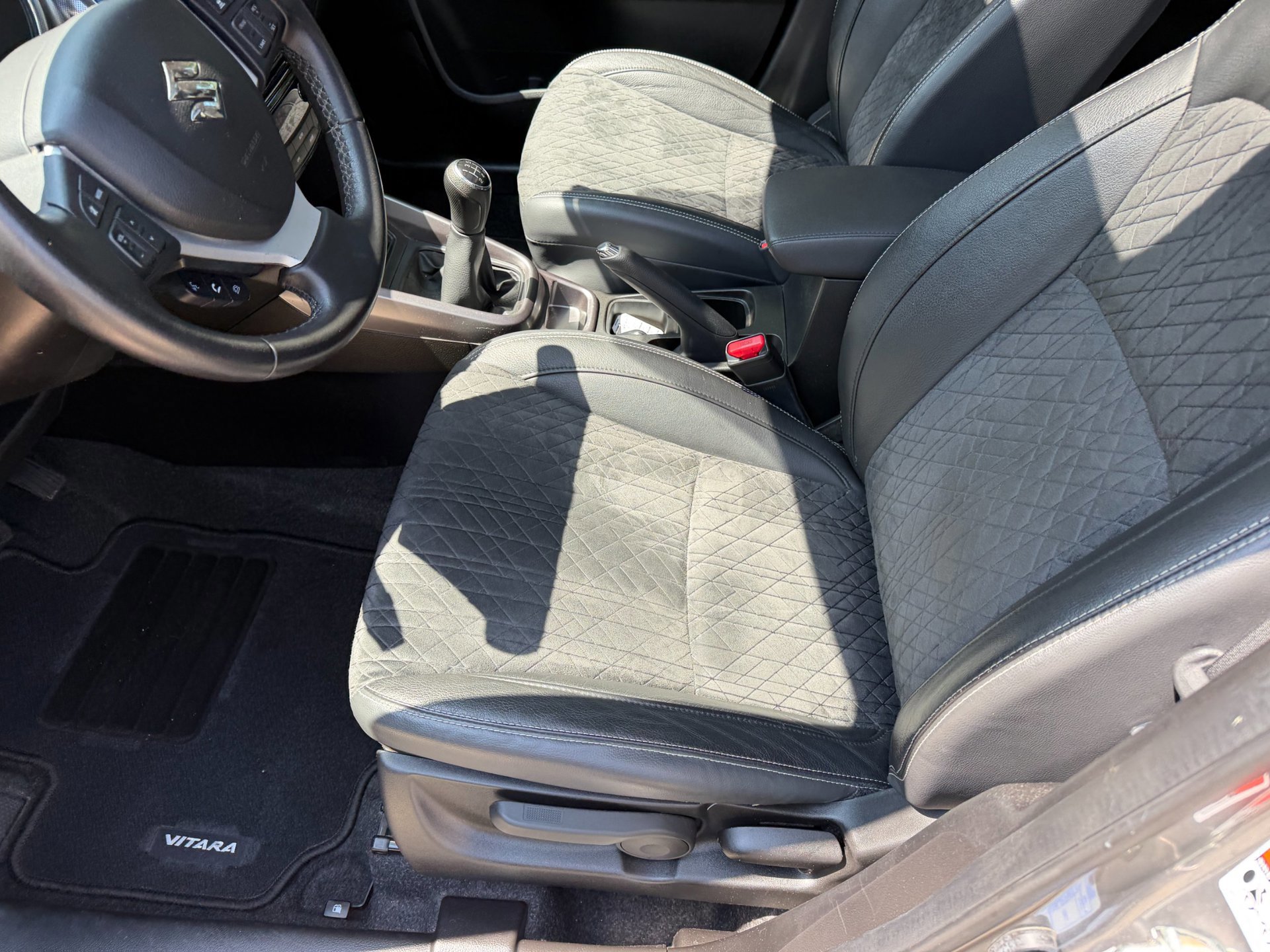 Suzuki Vitara 1.0 Boosterjet Comfort (2019), foto 33