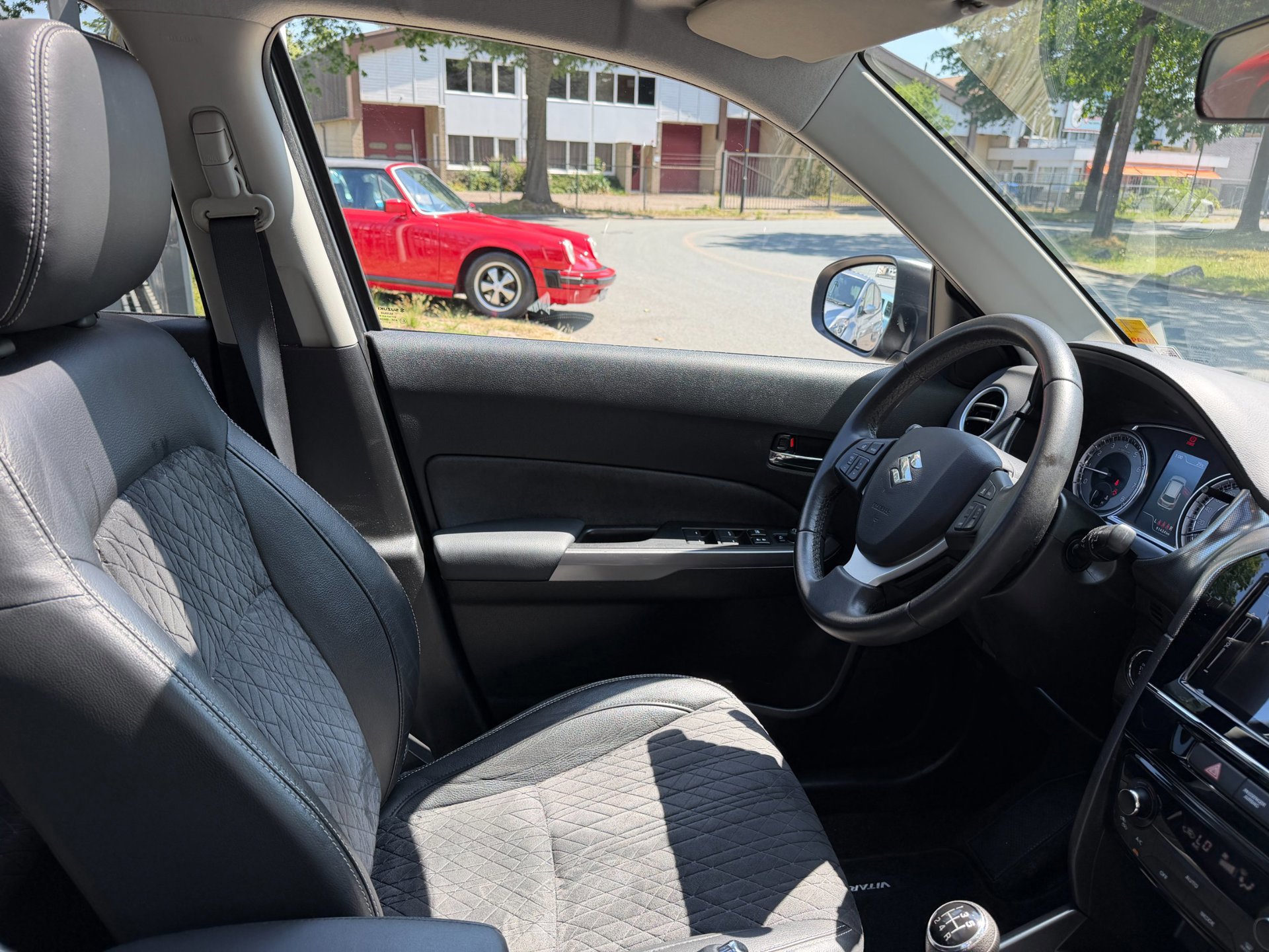 Suzuki Vitara 1.0 Boosterjet Comfort (2019), foto 65