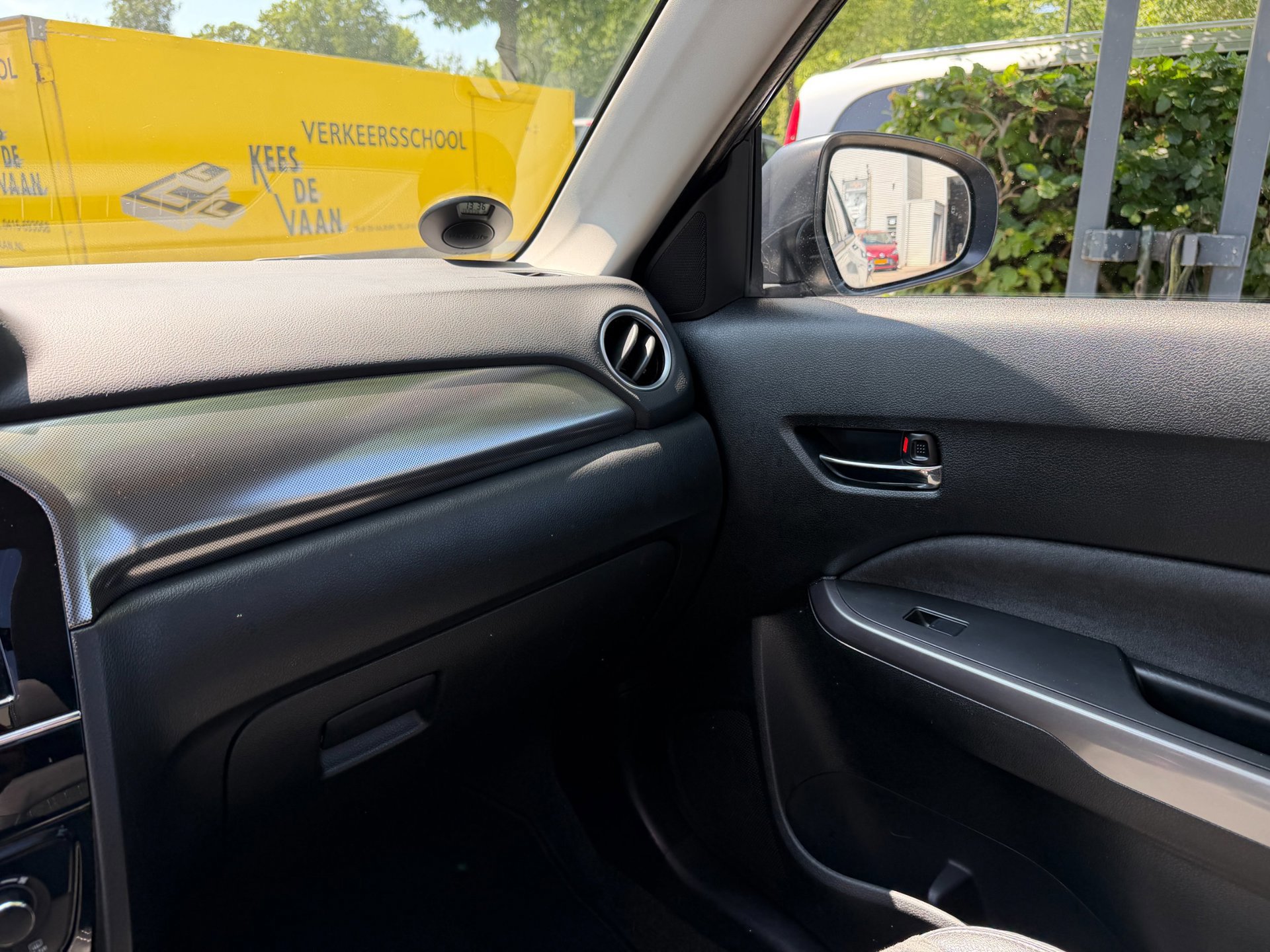 Suzuki Vitara 1.0 Boosterjet Comfort (2019), foto 77