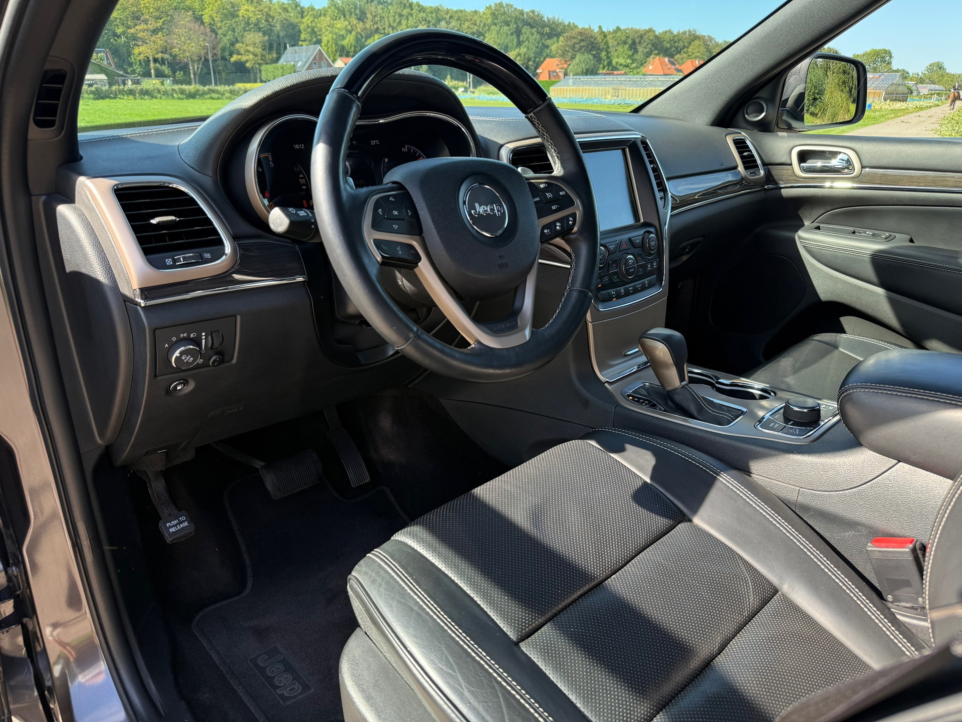Jeep Grand Cherokee 3.0 CRD Overland (2017), foto 4
