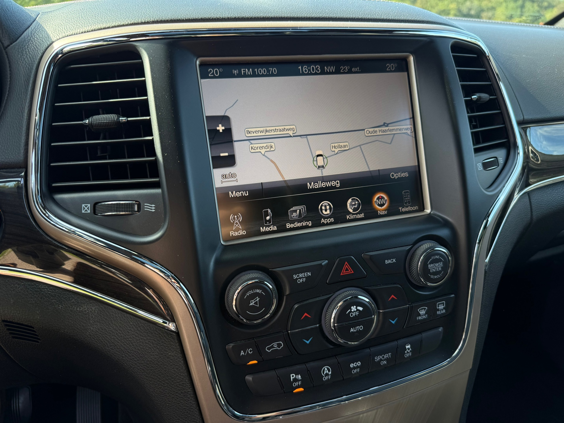 Jeep Grand Cherokee 3.0 CRD Overland (2017), foto 5