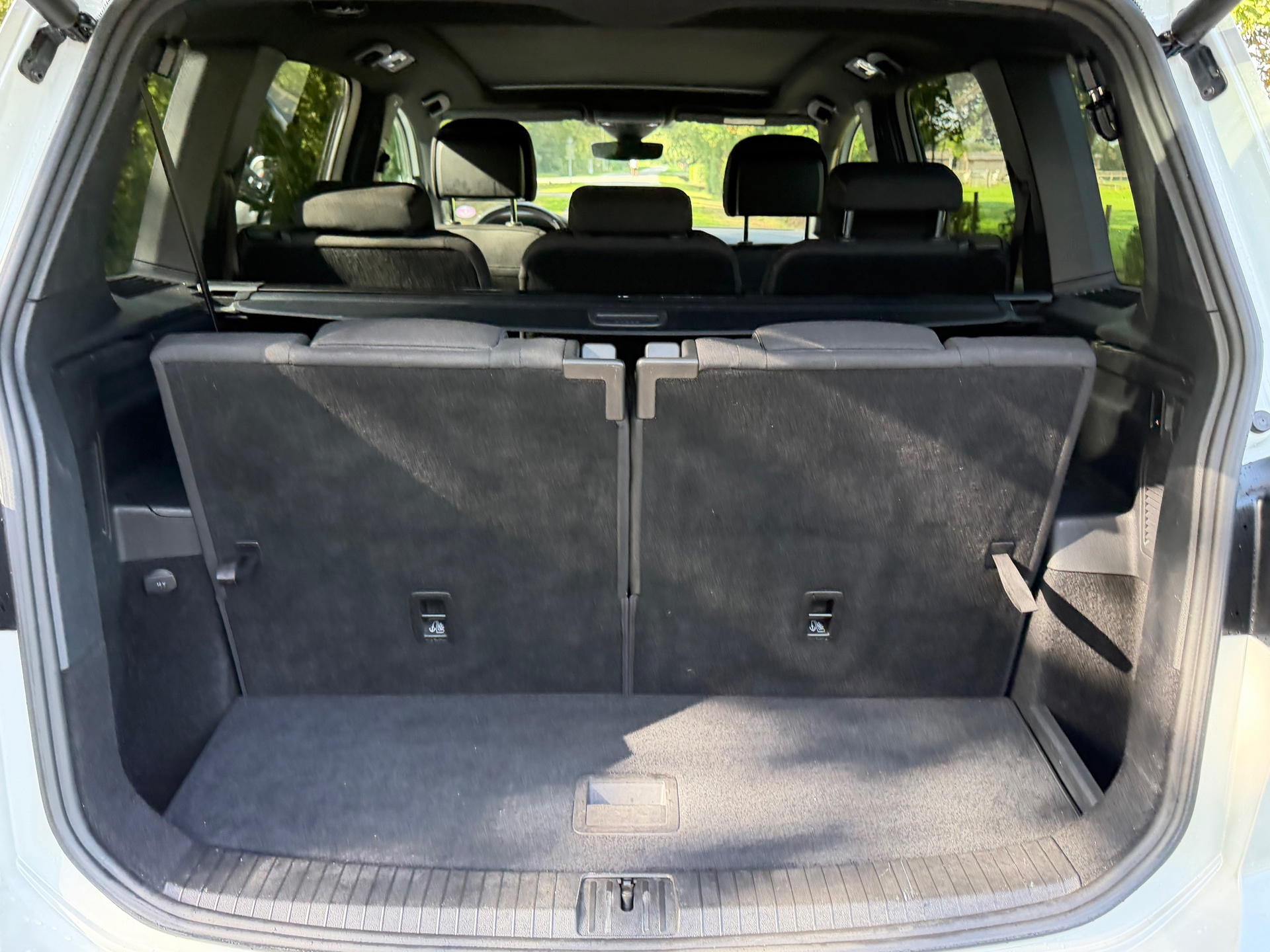 Volkswagen Touran 1.8 TSI R-Line (2016), foto 15