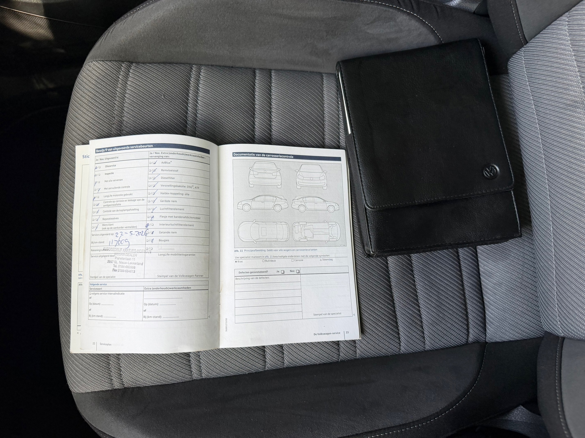 Volkswagen Touran 1.8 TSI R-Line (2016), foto 31