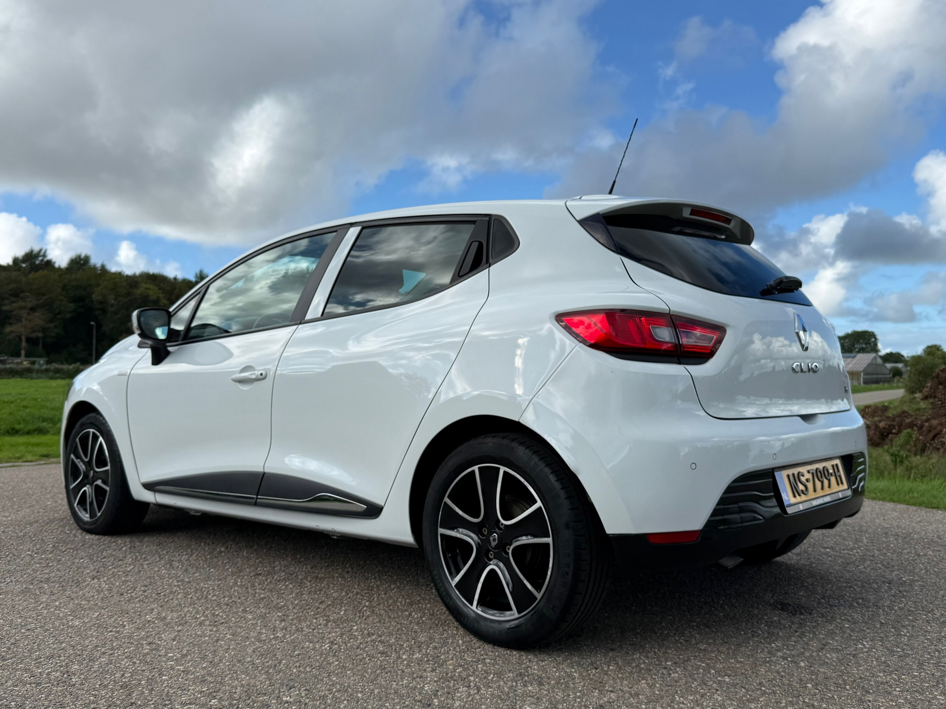 Renault Clio 0.9 TCe Dynamique (2016), foto 3
