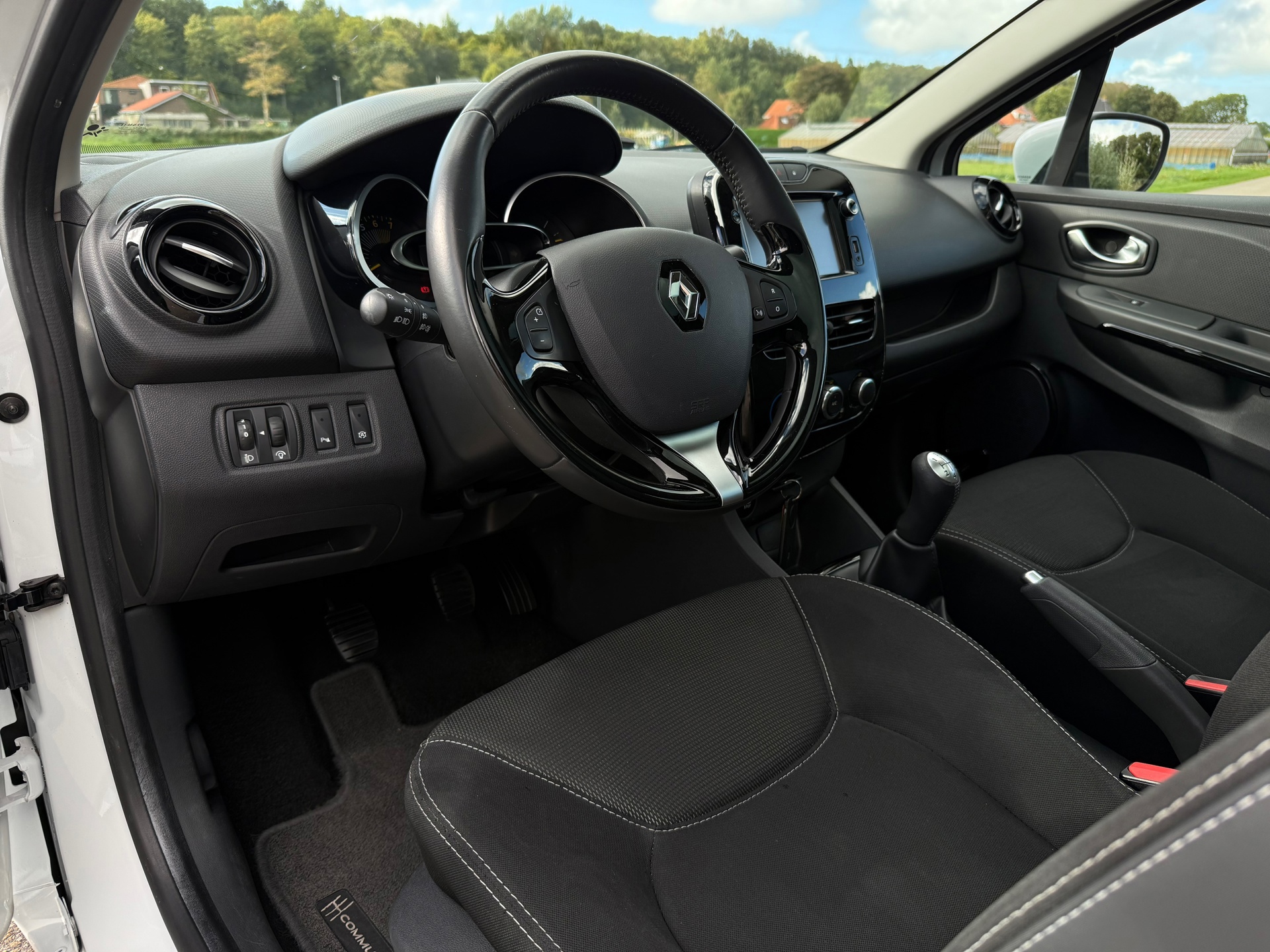 Renault Clio 0.9 TCe Dynamique (2016), foto 4