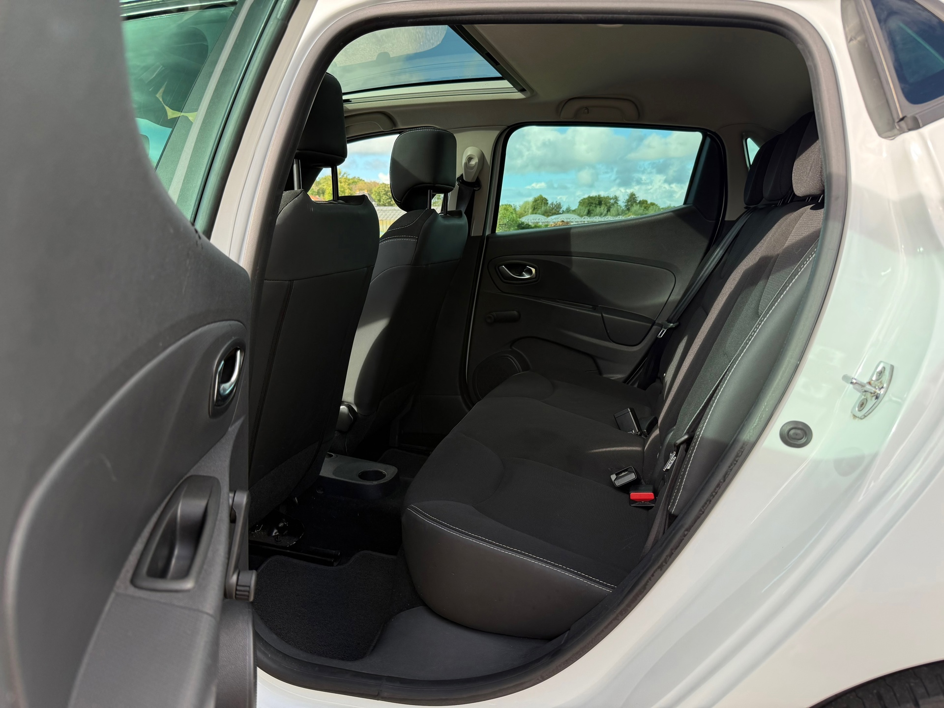 Renault Clio 0.9 TCe Dynamique (2016), foto 8