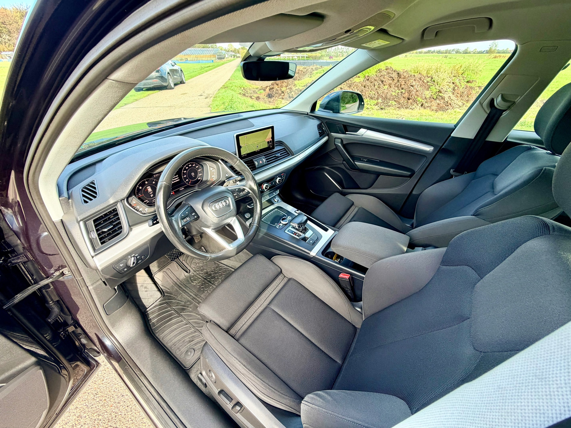 Audi Q5 2.0 TDI quattro Design Pro Line (2017), foto 2