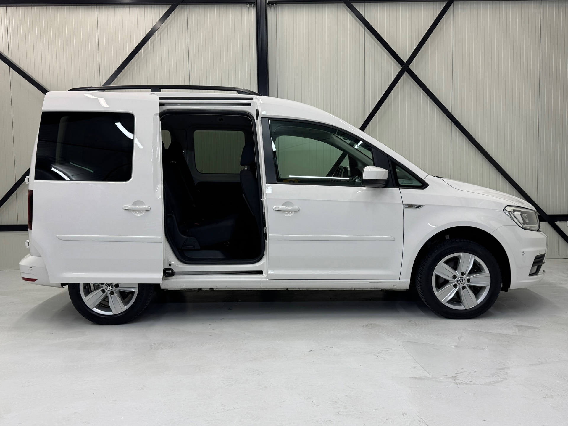 Volkswagen Caddy 1.4 TSI Trendline (2017), foto 11