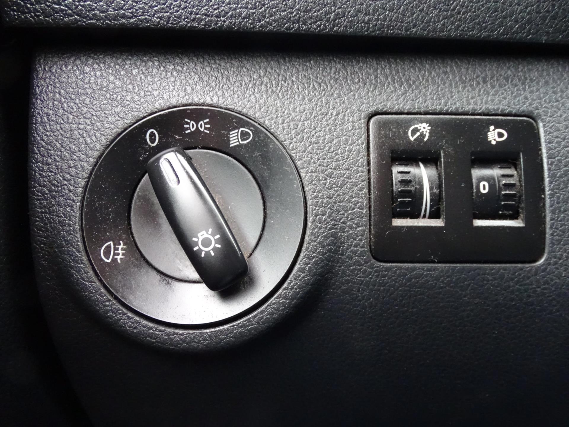 Volkswagen Caddy 2.0 TDI L1H1 BMT Trendline (2018), foto 13