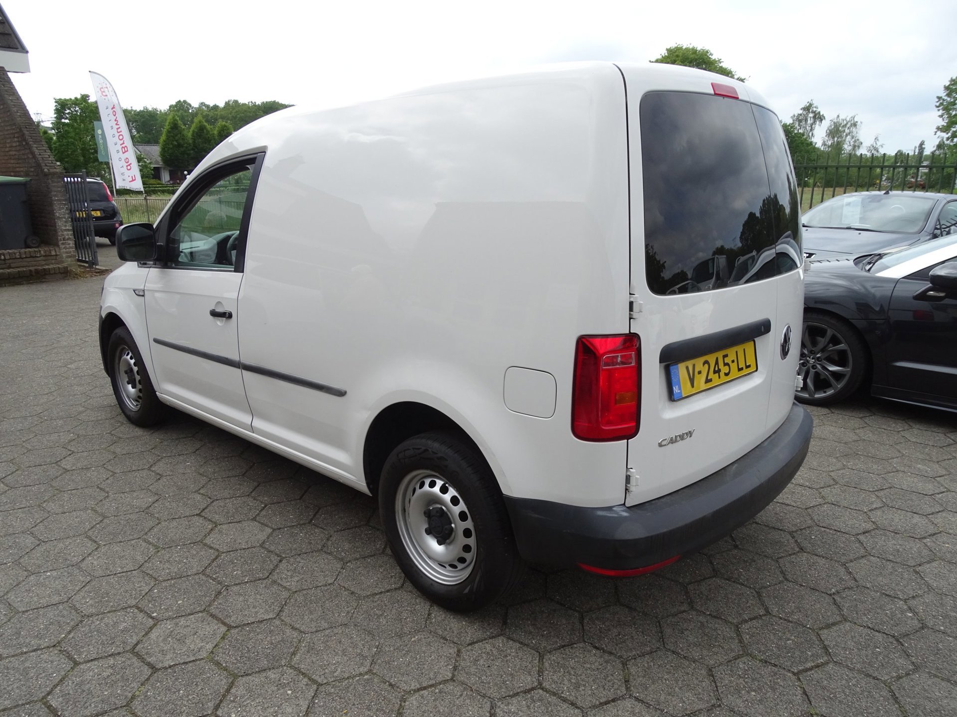 Volkswagen Caddy 2.0 TDI L1H1 BMT Trendline (2018), foto 4