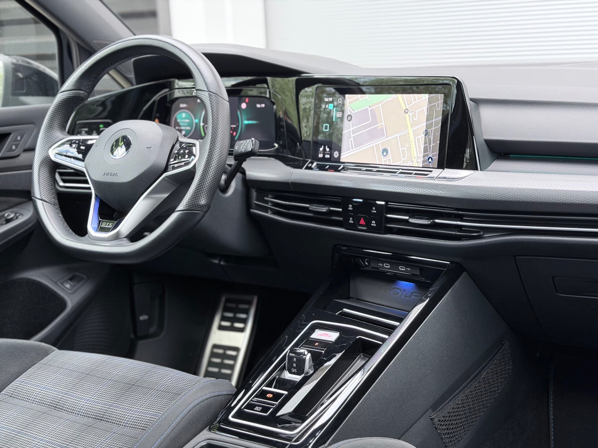 Volkswagen Golf 1.4 eHybrid GTE (2022), foto 16