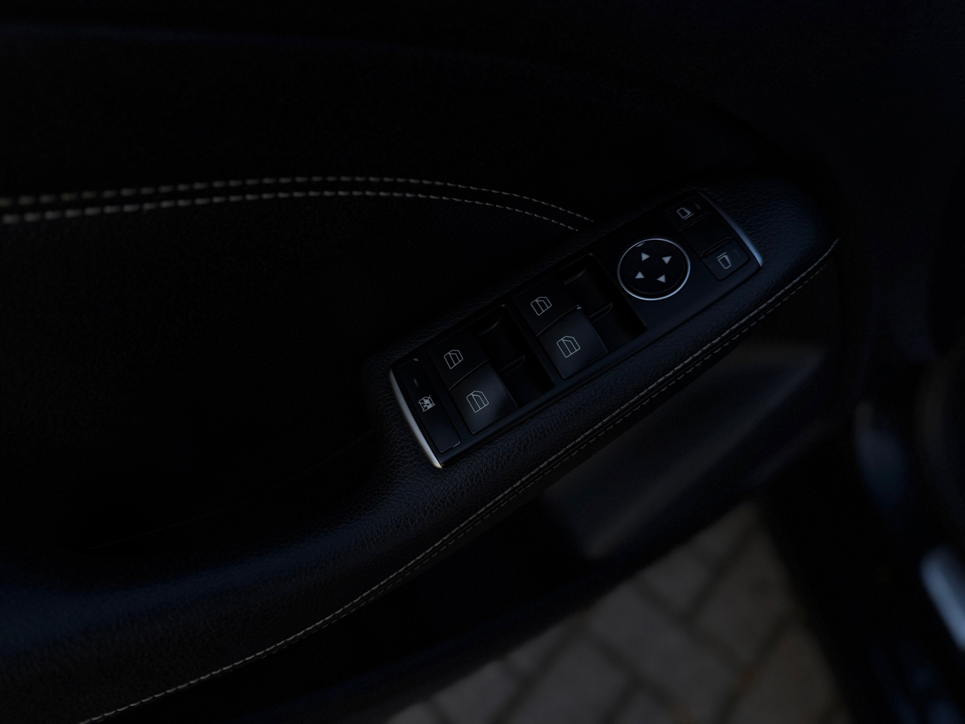 Mercedes-Benz B-klasse 180 Ambition (2016), foto 18