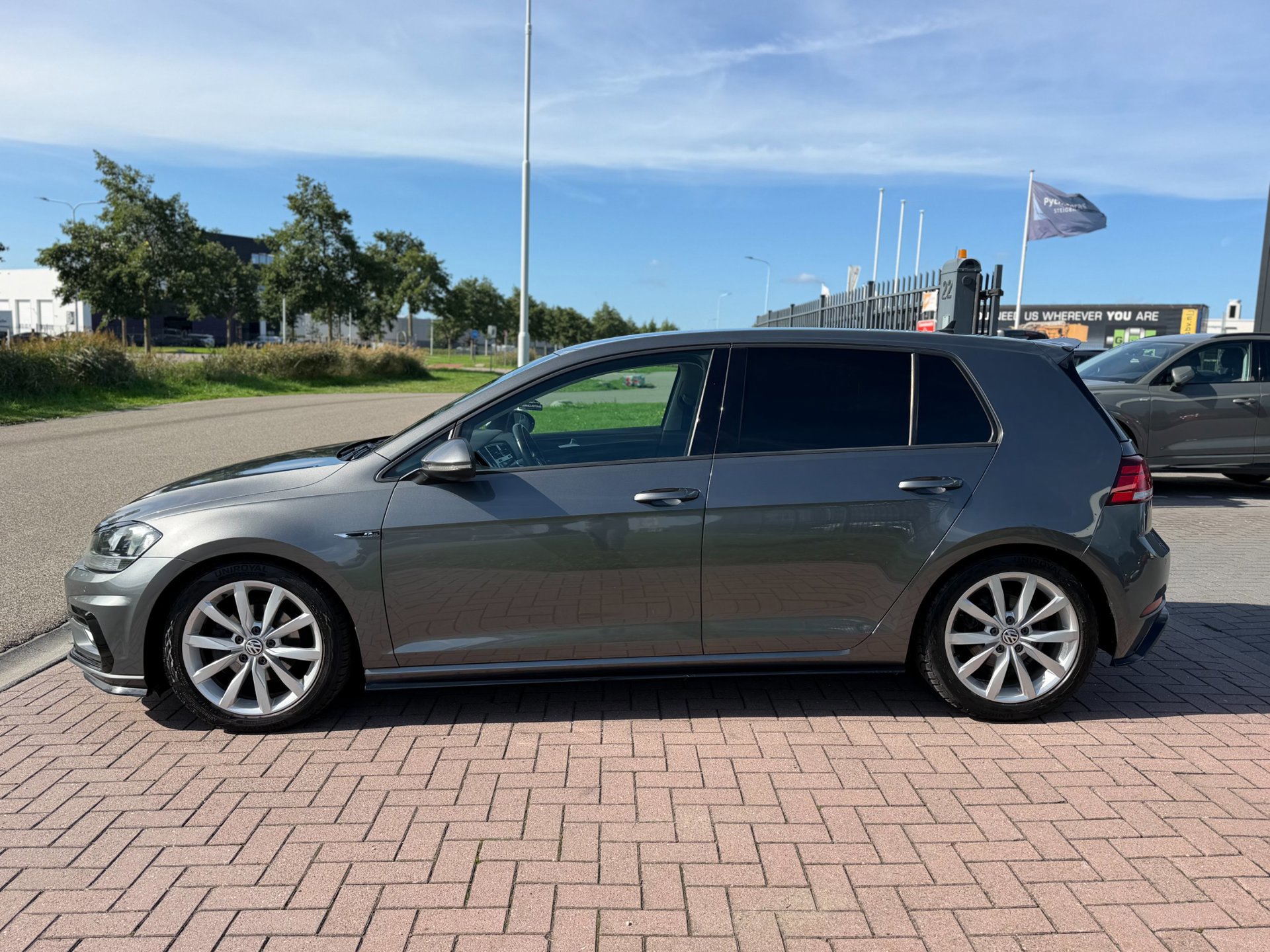 Volkswagen Golf 1.0 TSI R-line 2019 116PK Grijs (2019), foto 3