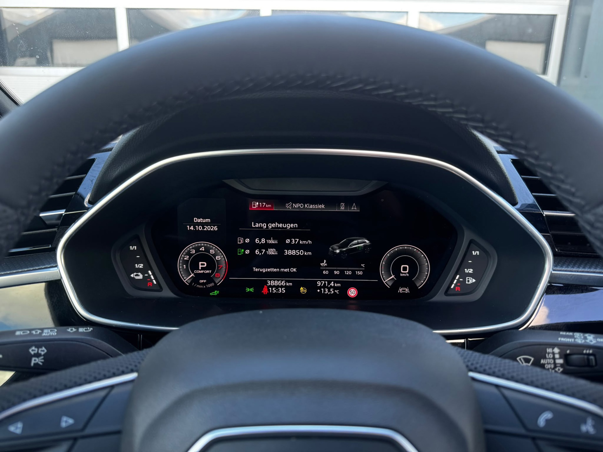 Audi Q3 Sportback 45 TFSI e S-Line (2022), foto 11