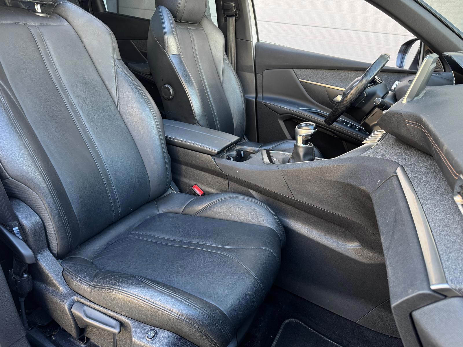 Peugeot 5008 1.2 PureTech Blue Lease GT-Line (2019), foto 15