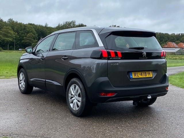 Peugeot 5008 1.2 PureTech Blue Lease Executive 7PS (2017), foto 11
