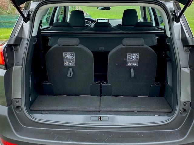 Peugeot 5008 1.2 PureTech Blue Lease Executive 7PS (2017), foto 16