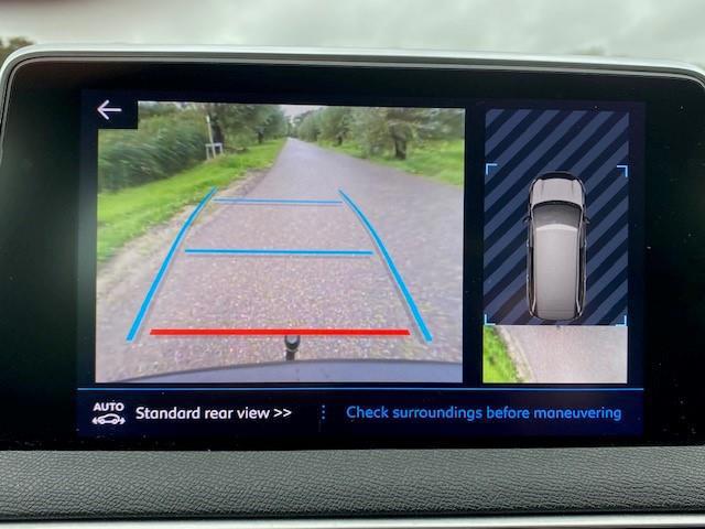 Peugeot 5008 1.2 PureTech Blue Lease Executive 7PS (2017), foto 6