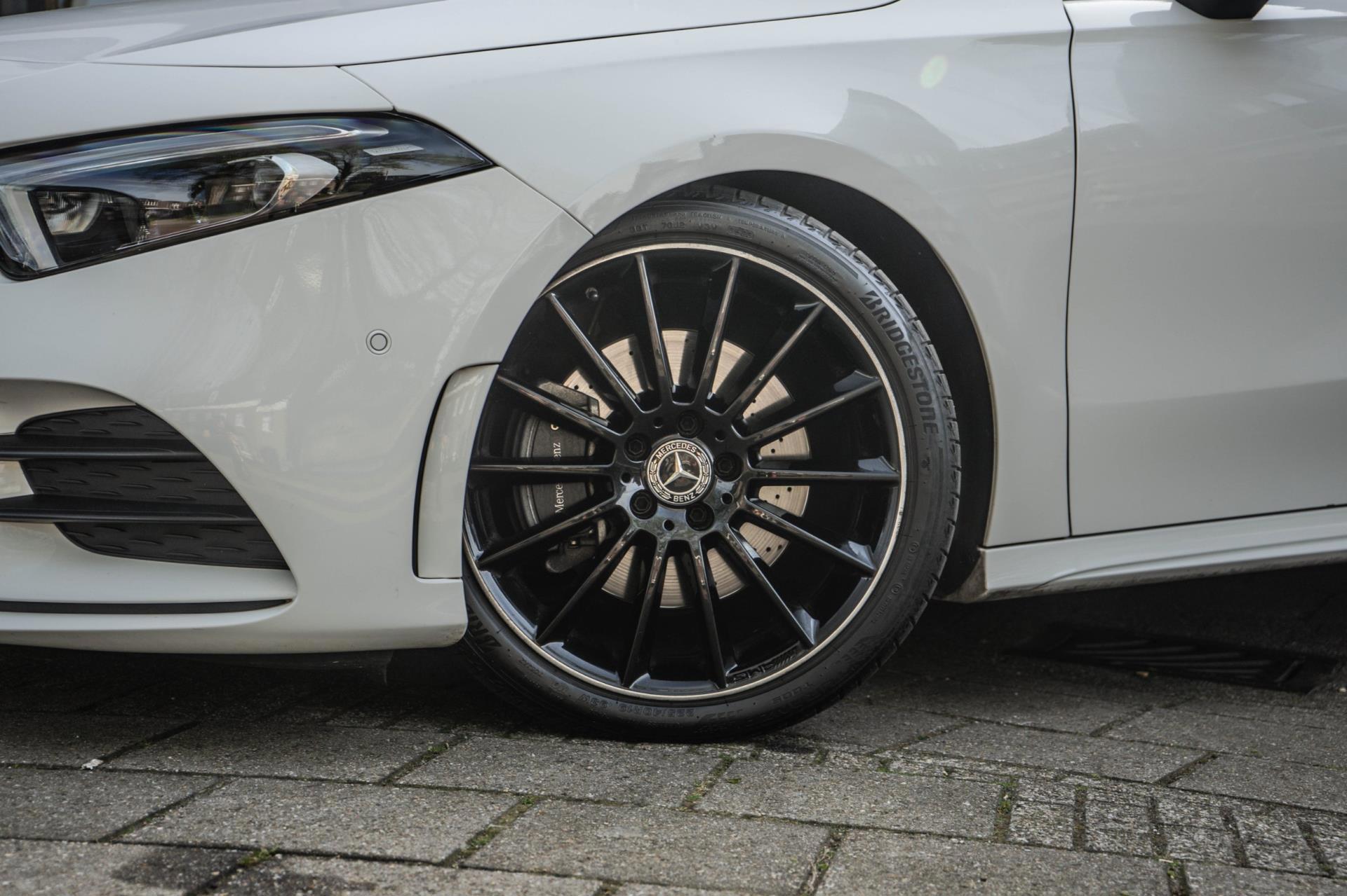 Mercedes-Benz A-klasse 220 4MATIC Premium (2019), foto 4