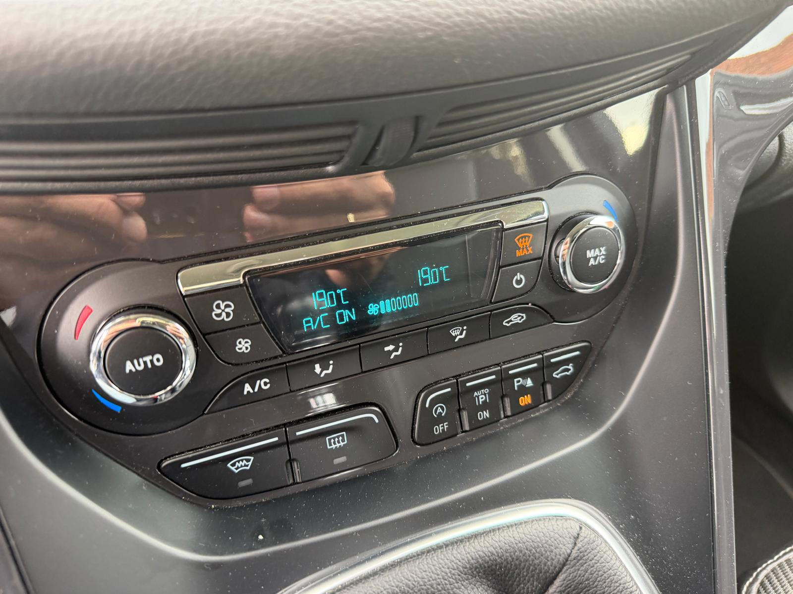 Ford Kuga 1.5 Titanium-NL auto-2 eigen (2016), foto 14