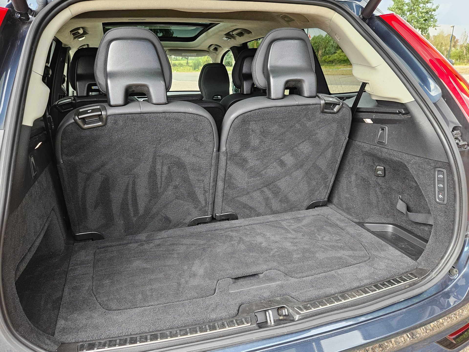 Volvo XC90 2.0 T8 Recharge AWD Plus Dark 7p (2023), foto 17