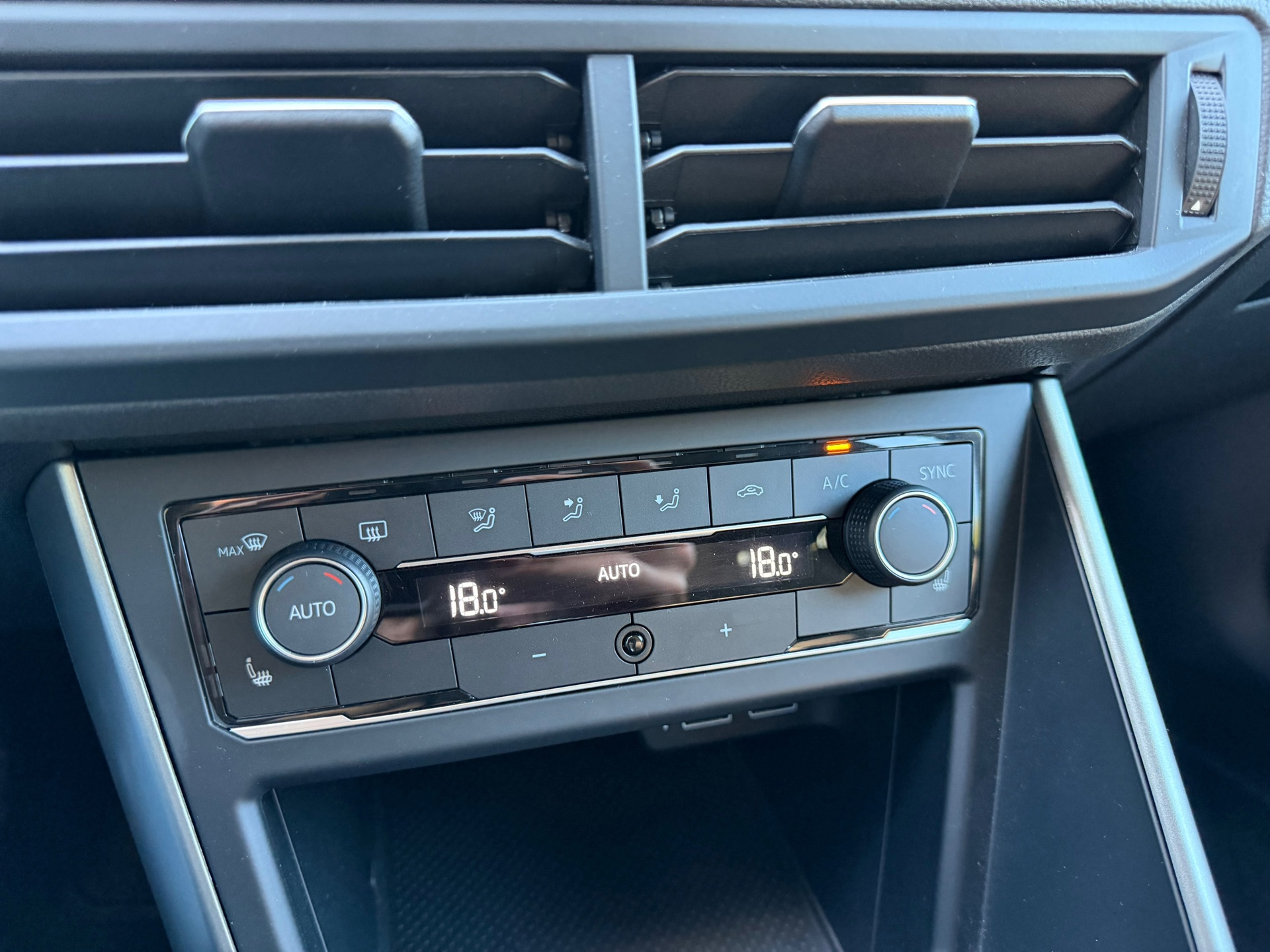 Volkswagen Polo 1.0 TSI Highline (2019), foto 19