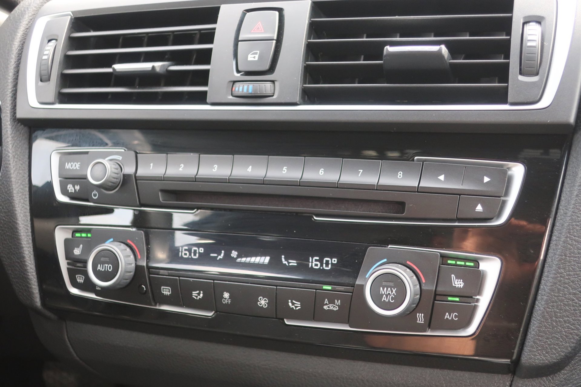 BMW 1-Serie 118i Centennial High Executive. DealerOH_ (2017), foto 14