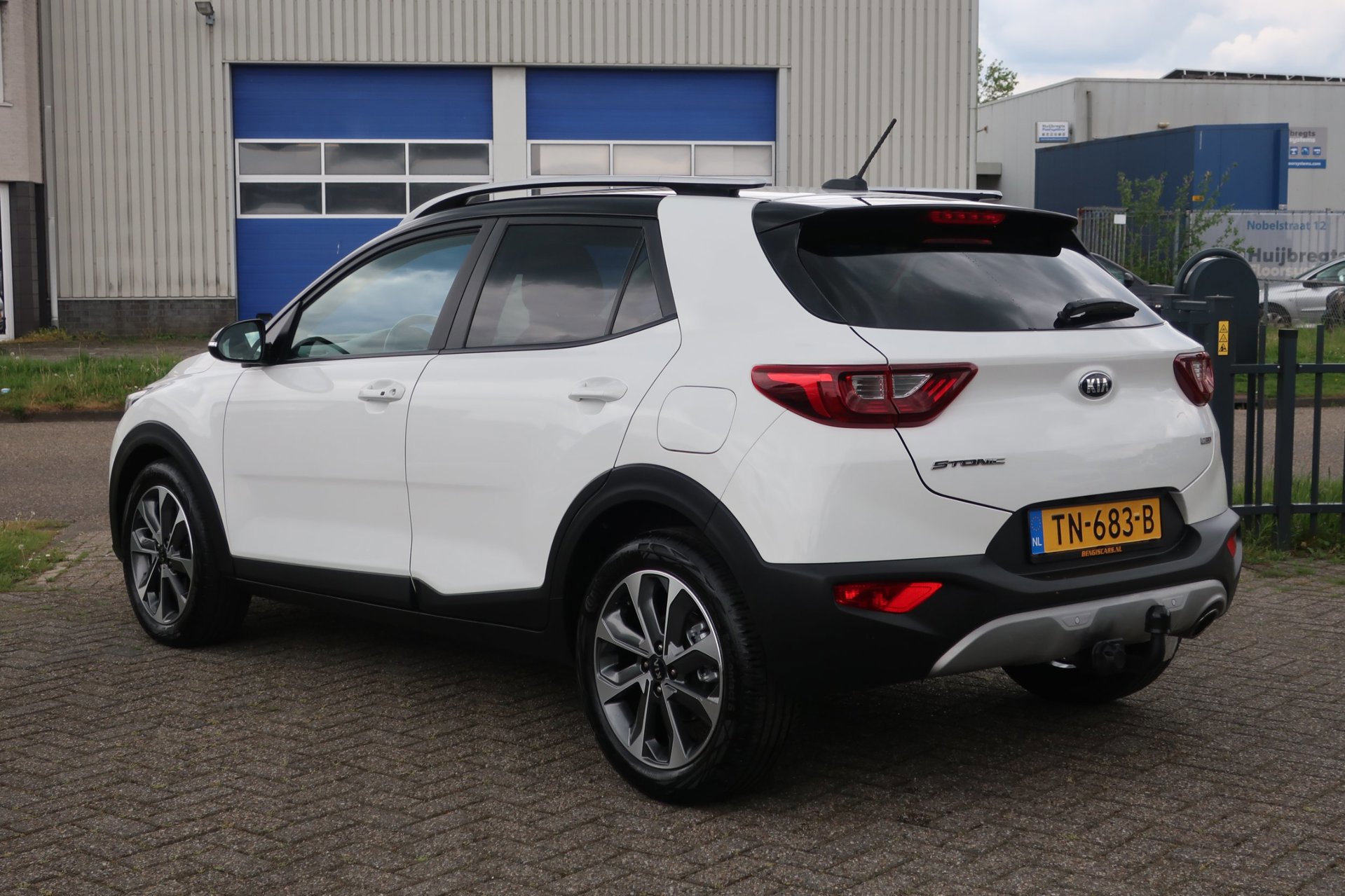 Kia Stonic 1.0 T-GDi DynamicLine 1e (2018), foto 11