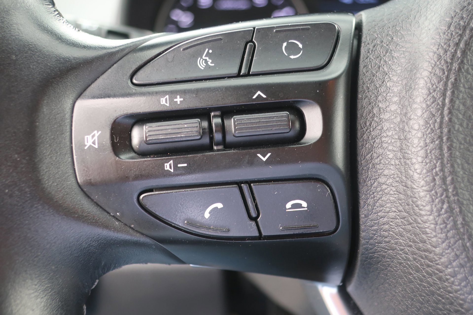 Kia Stonic 1.0 T-GDi DynamicLine 1e (2018), foto 20