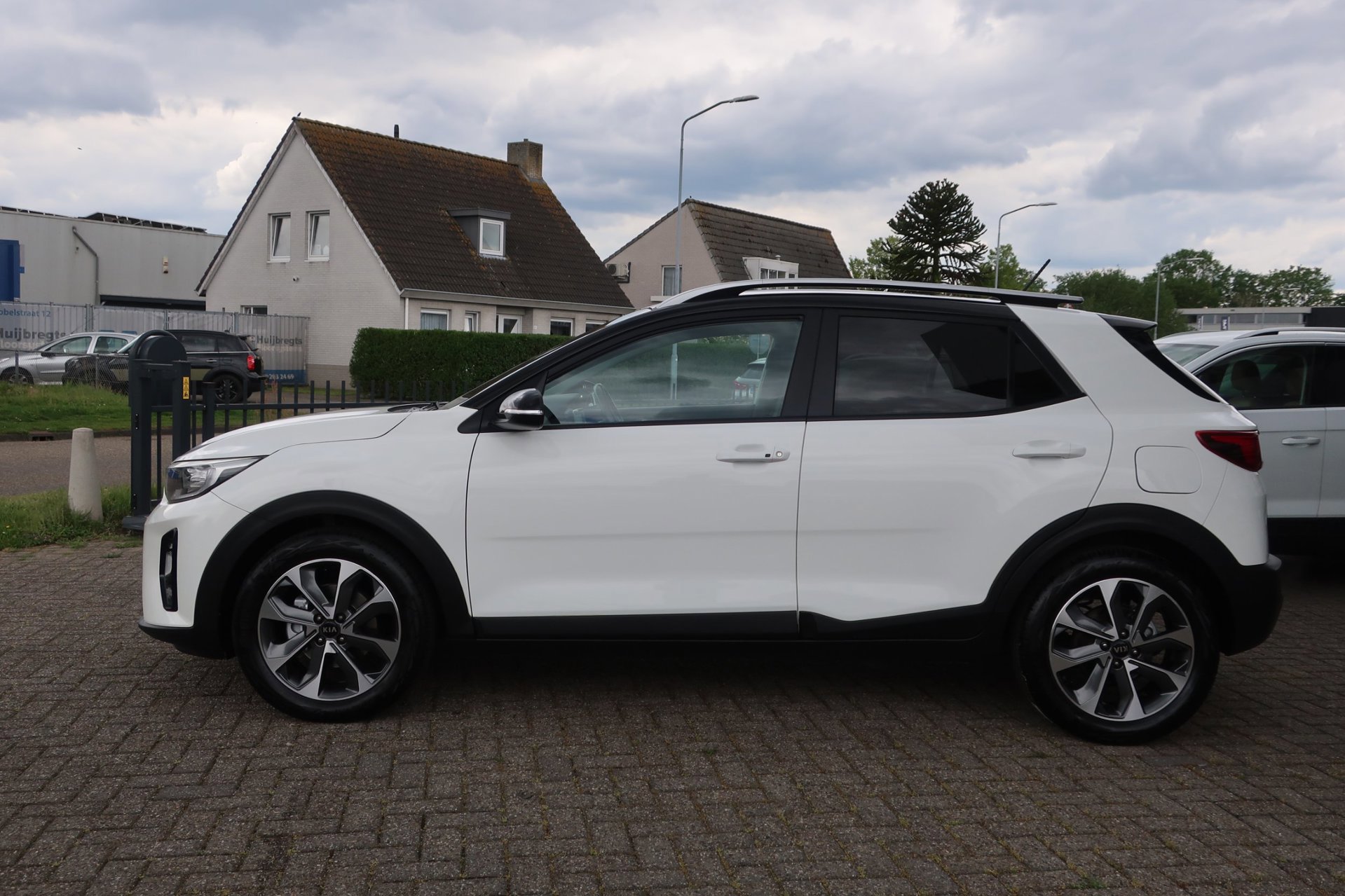 Kia Stonic 1.0 T-GDi DynamicLine 1e (2018), foto 4