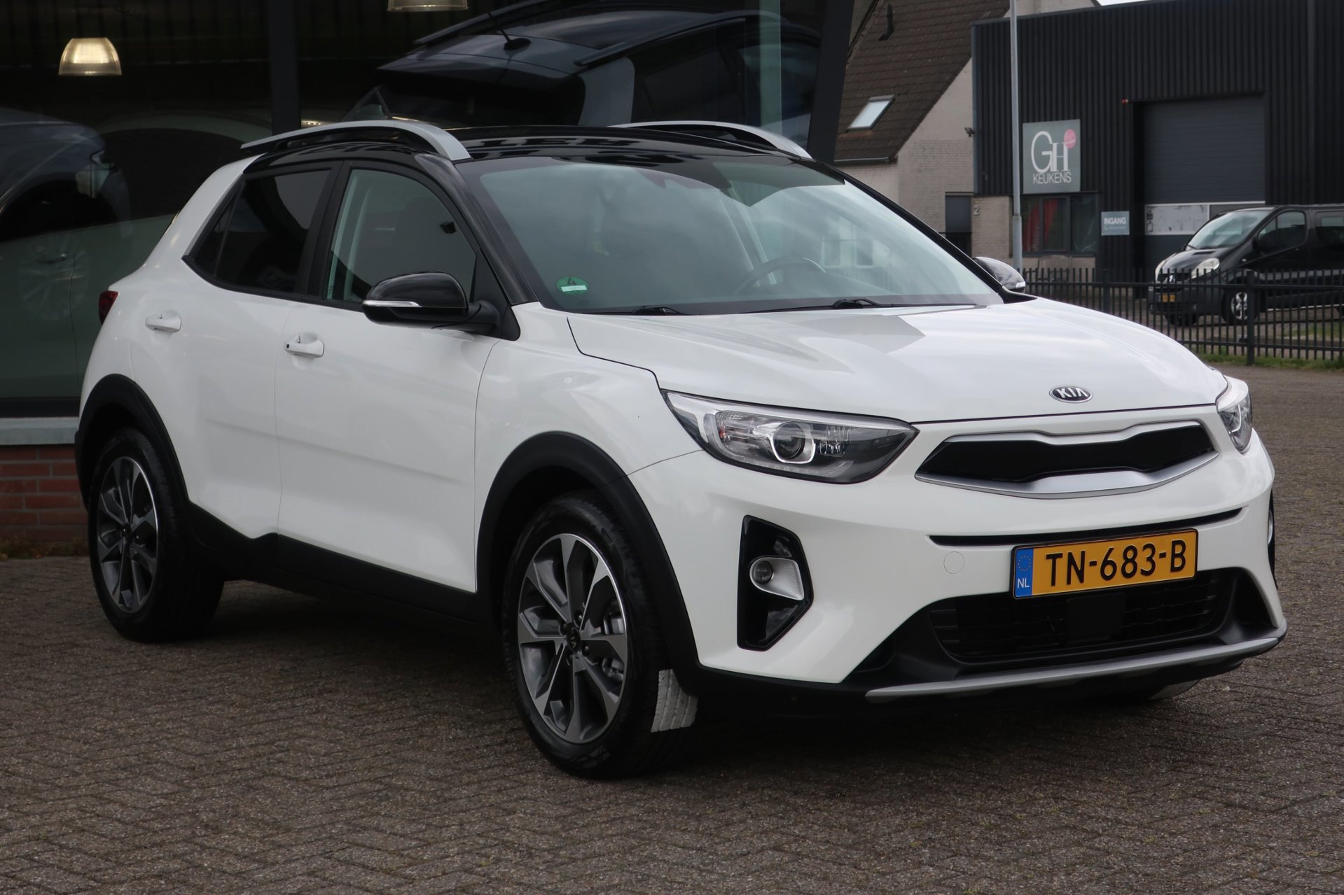 Kia Stonic 1.0 T-GDi DynamicLine 1e (2018), foto 6