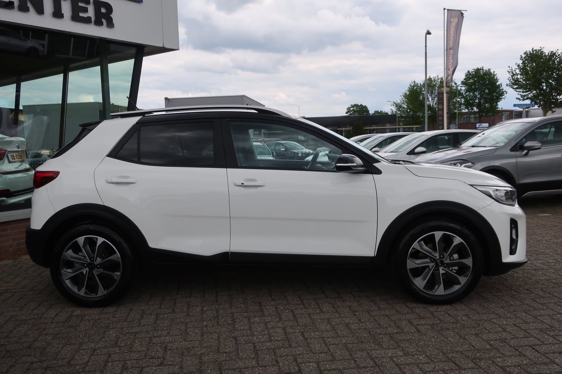 Kia Stonic 1.0 T-GDi DynamicLine 1e (2018), foto 7