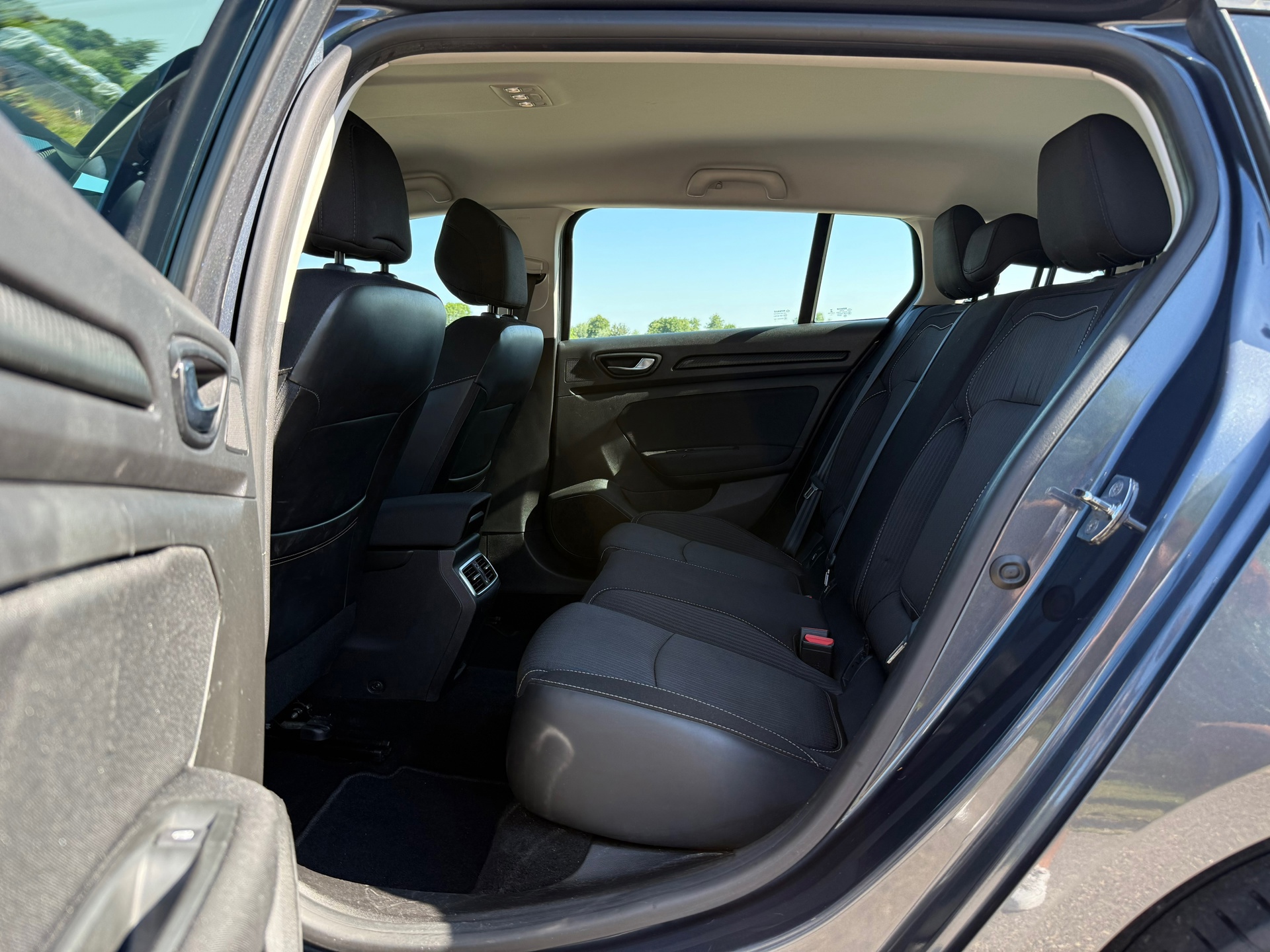 Renault Mégane Estate 1.2 TCe Zen (2017), foto 8