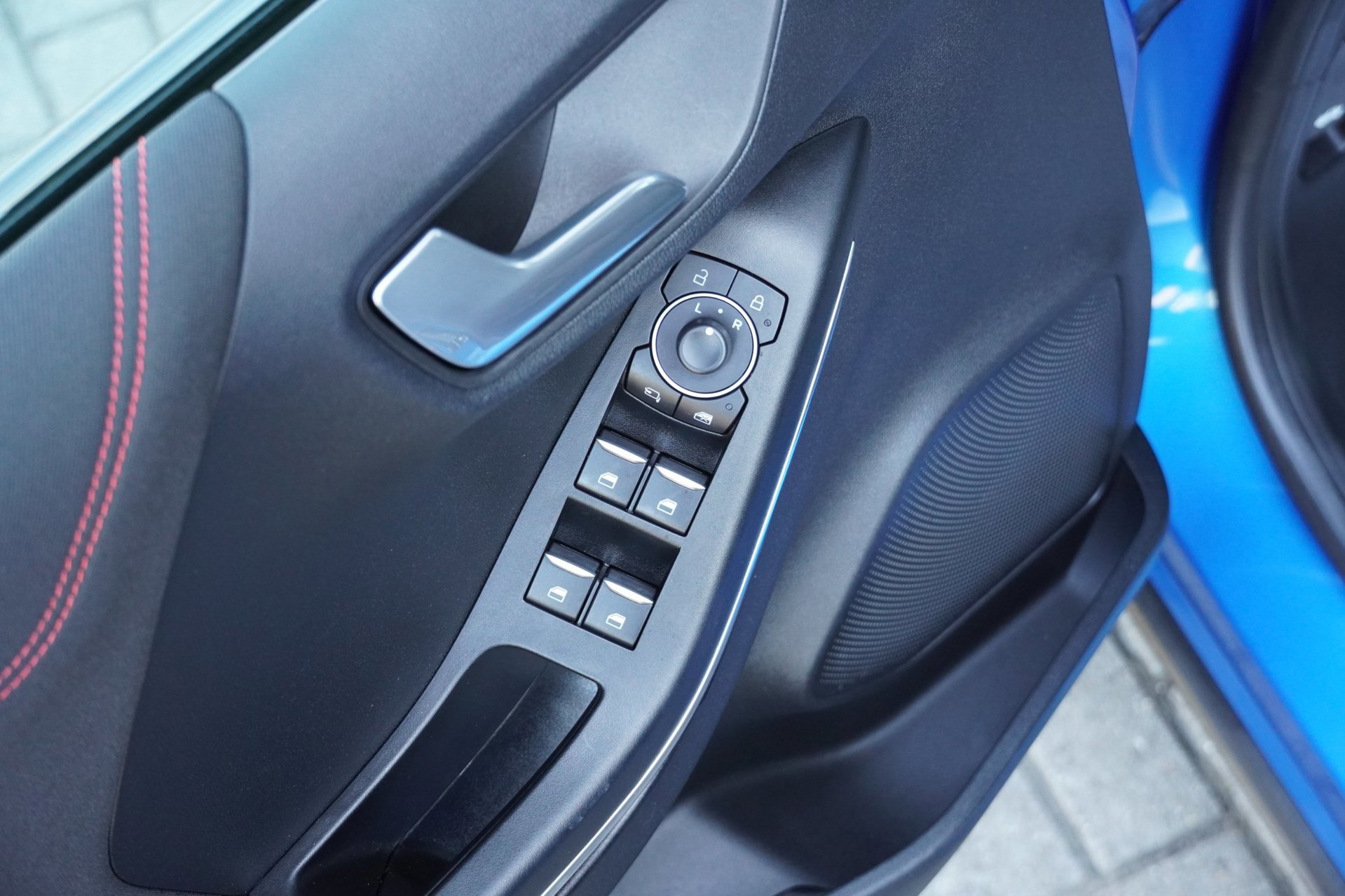Ford Puma 1.0 EcoBoost Hybrid ST-LINE Titanium (2022), foto 15