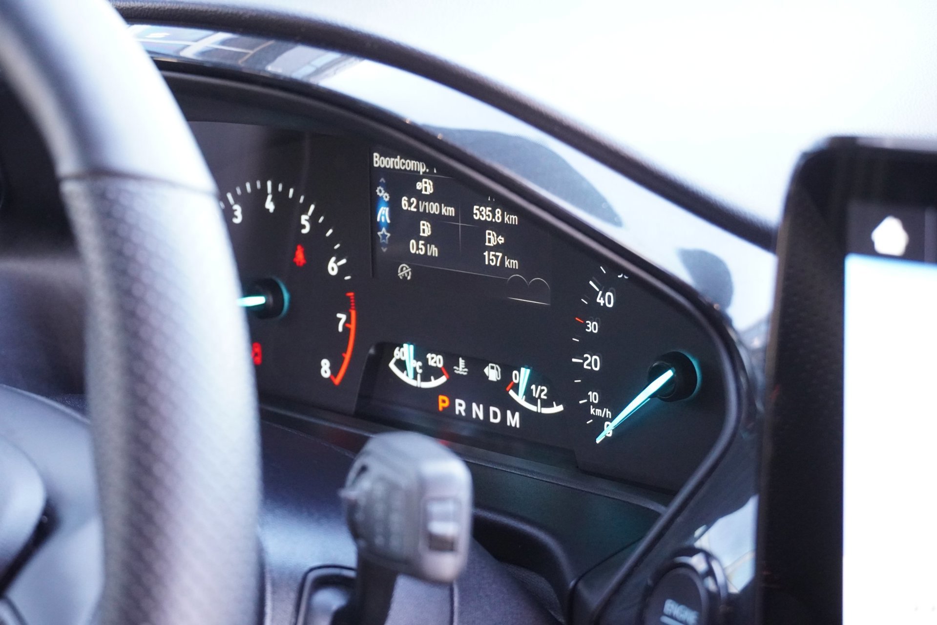 Ford Puma 1.0 EcoBoost Hybrid ST-LINE Titanium (2022), foto 16