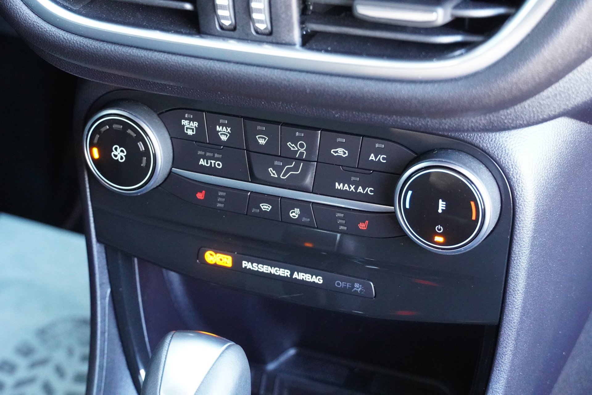 Ford Puma 1.0 EcoBoost Hybrid ST-LINE Titanium (2022), foto 26