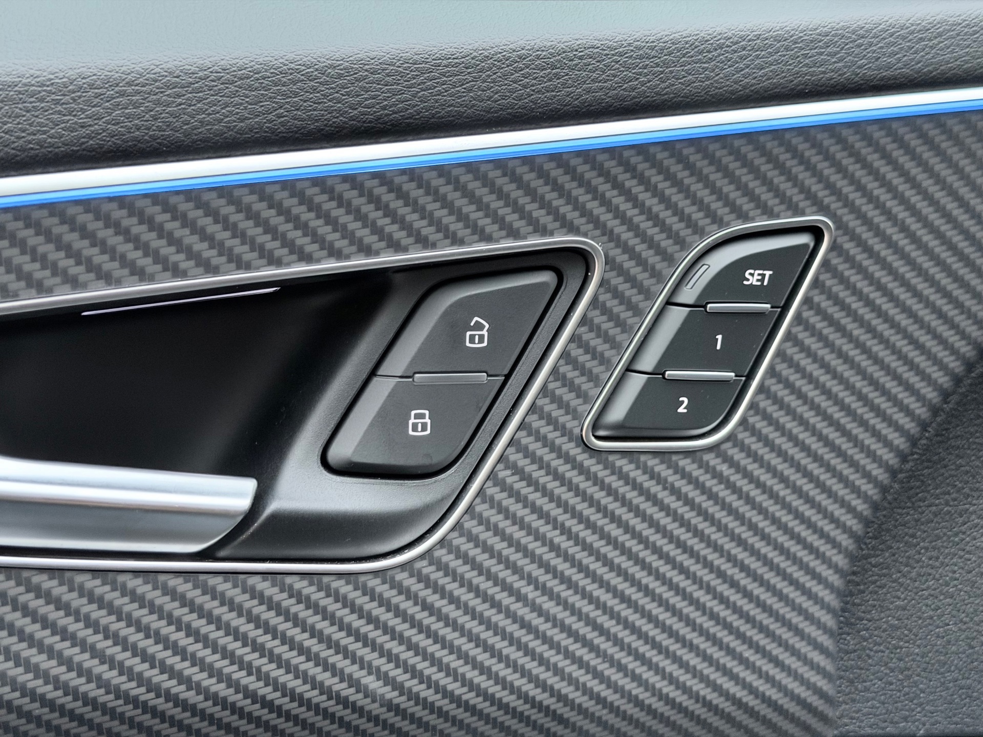Audi Q8 60 TFSI e quattro Pro Line S Competition (2026), foto 18