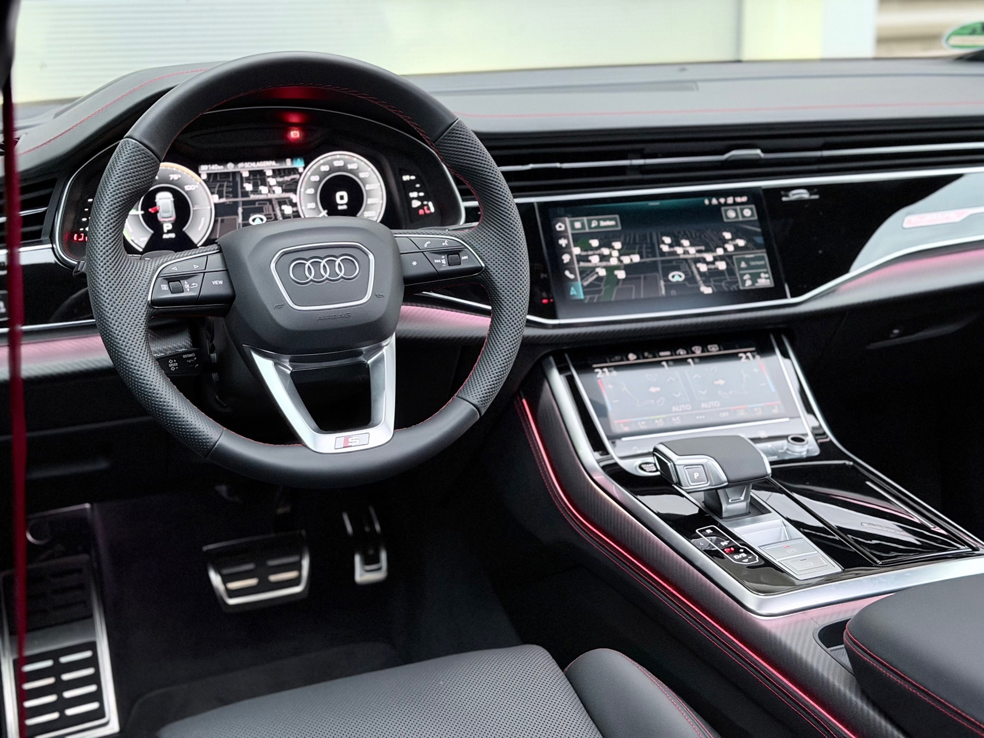 Audi Q8 60 TFSI e quattro Pro Line S Competition (2026), foto 21