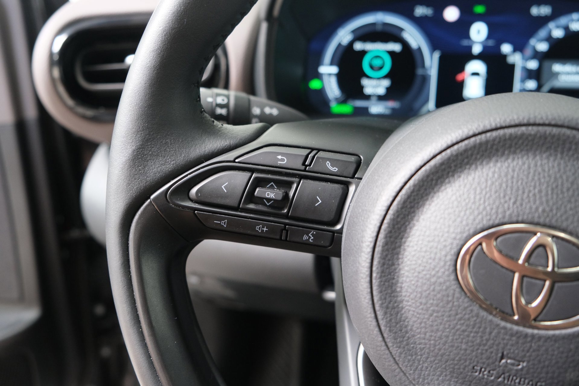 Toyota Yaris Cross 1.5 Hybrid 130 GR SPORT (2025), foto 27