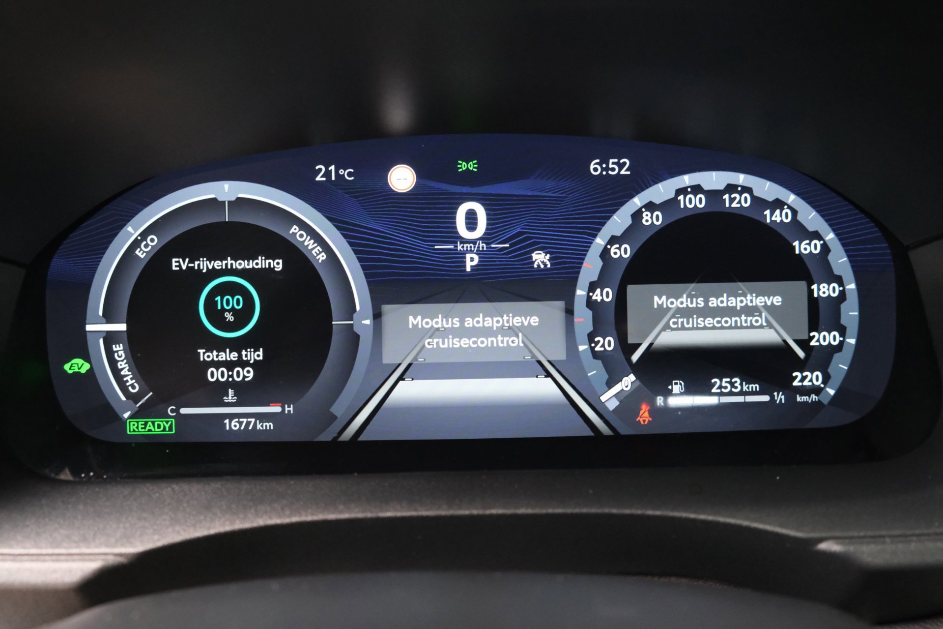 Toyota Yaris Cross 1.5 Hybrid 130 GR SPORT (2025), foto 29