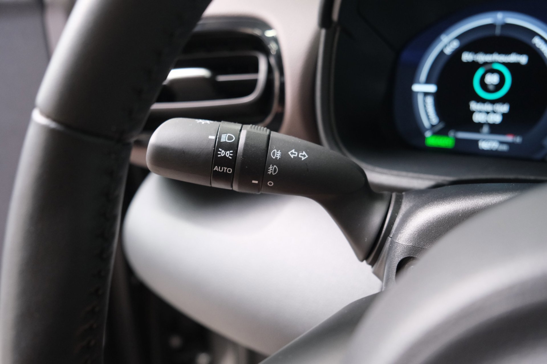Toyota Yaris Cross 1.5 Hybrid 130 GR SPORT (2025), foto 31