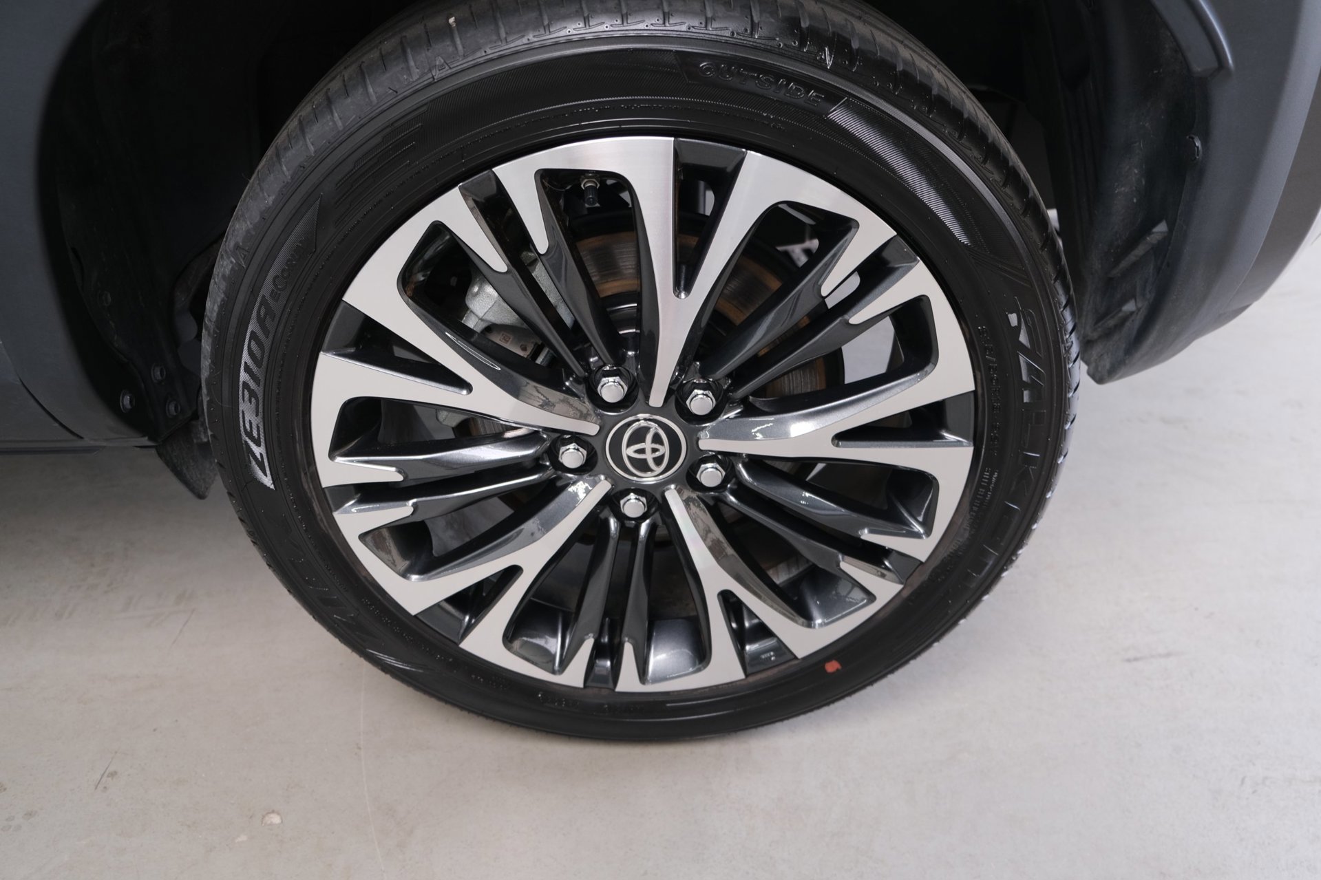 Toyota Yaris Cross 1.5 Hybrid 130 GR SPORT (2025), foto 33