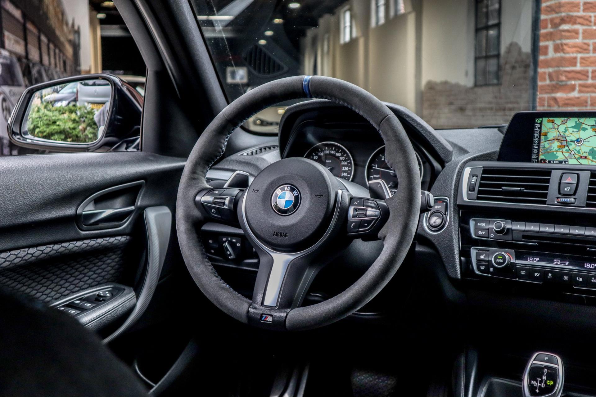 BMW 1-Serie 120i Edition M Sport Shadow High Executive (2017), foto 15